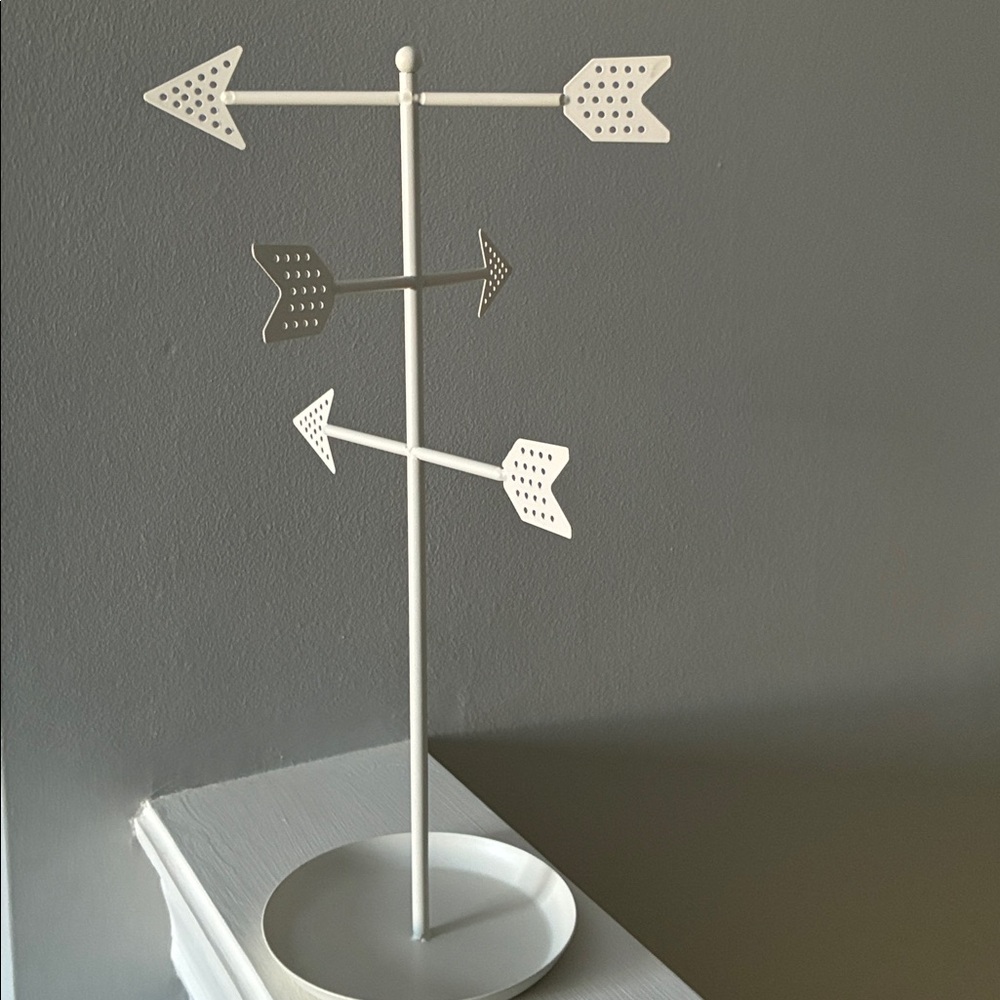 Arrow Jewelry Holder Stand